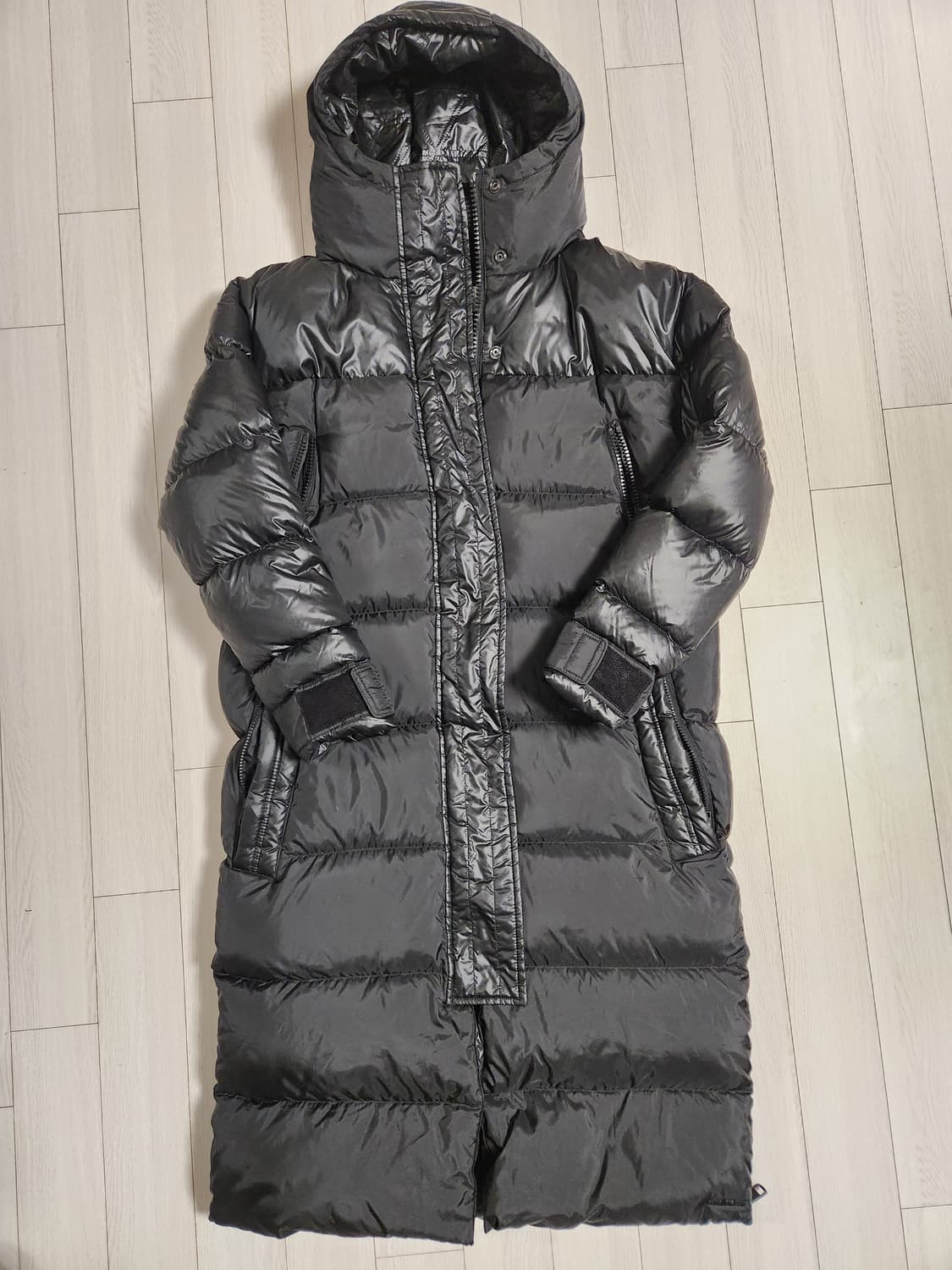 캘빈클라인진 여성 오버사이즈 롱다운점퍼 J206557 사이즈s

새상품급 상품이미지2