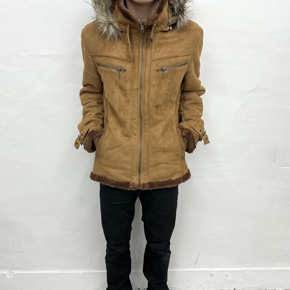 beige mouton fur jacket 상품이미지1