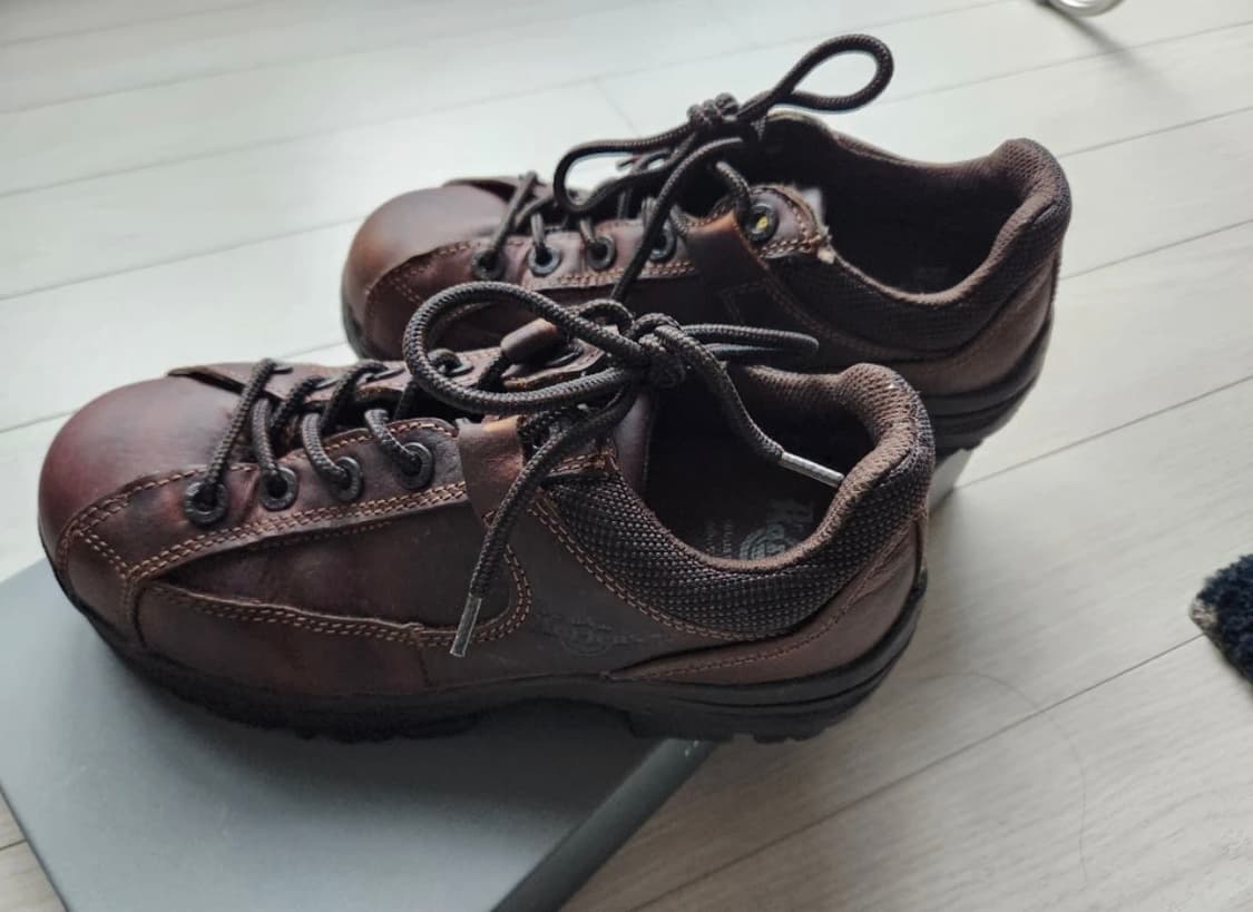 닥터마틴 레드브라운 워크슈즈 상품이미지1