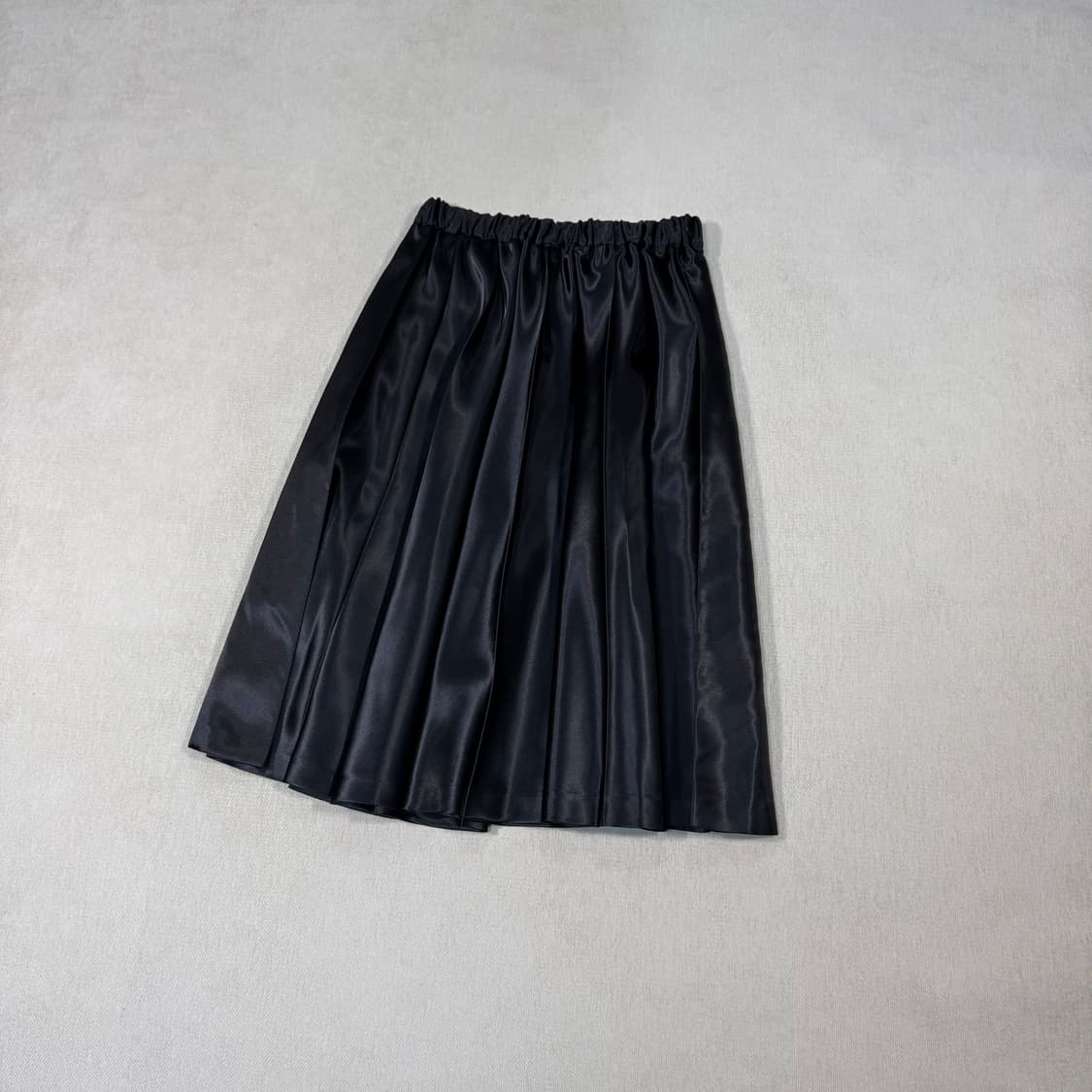 새상품 Pleated Flare Black Skirt  상품이미지4