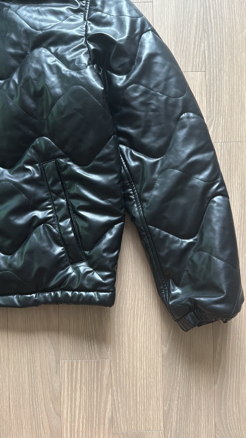 프라다 아카이브 푸퍼 자켓 상품이미지6