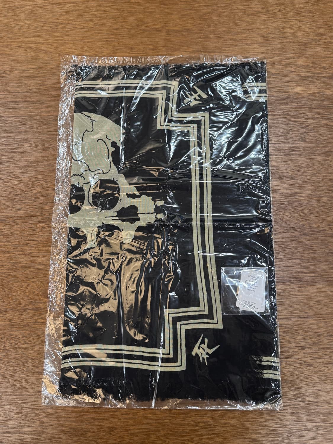 [OS] 캐피탈 와비 사비 레인 스컬 스카프 블랙 상품이미지4