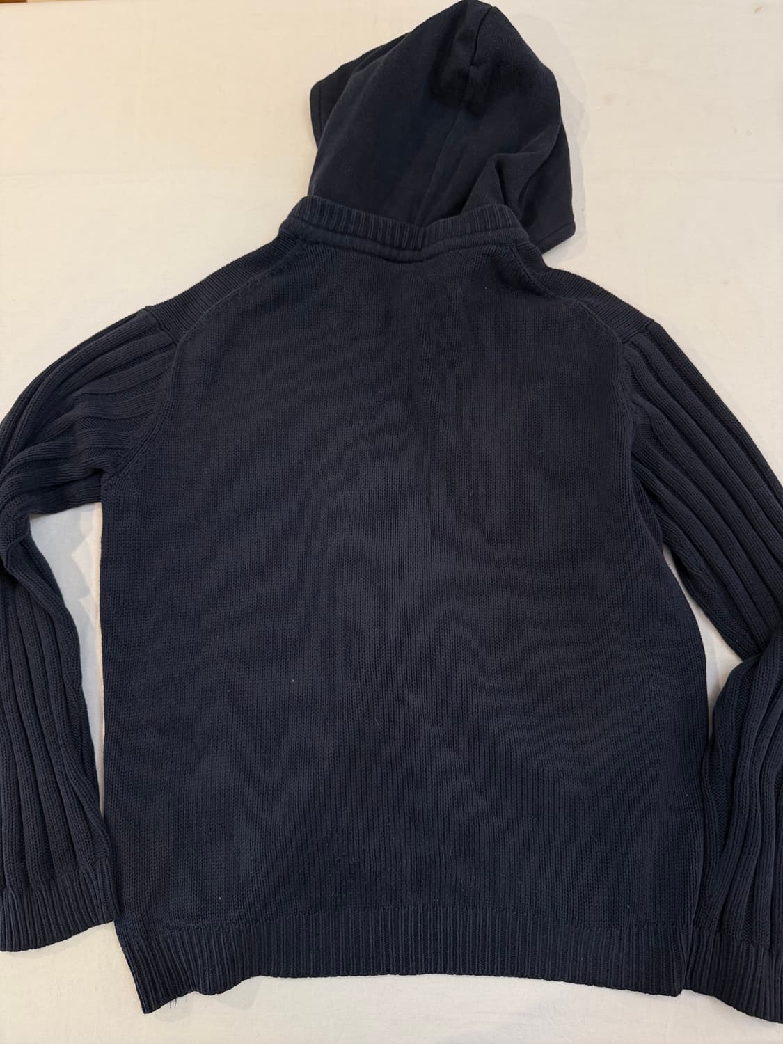 아르마니 익스체인지 투웨이 케이블 후드 니트 네이비 상품이미지4