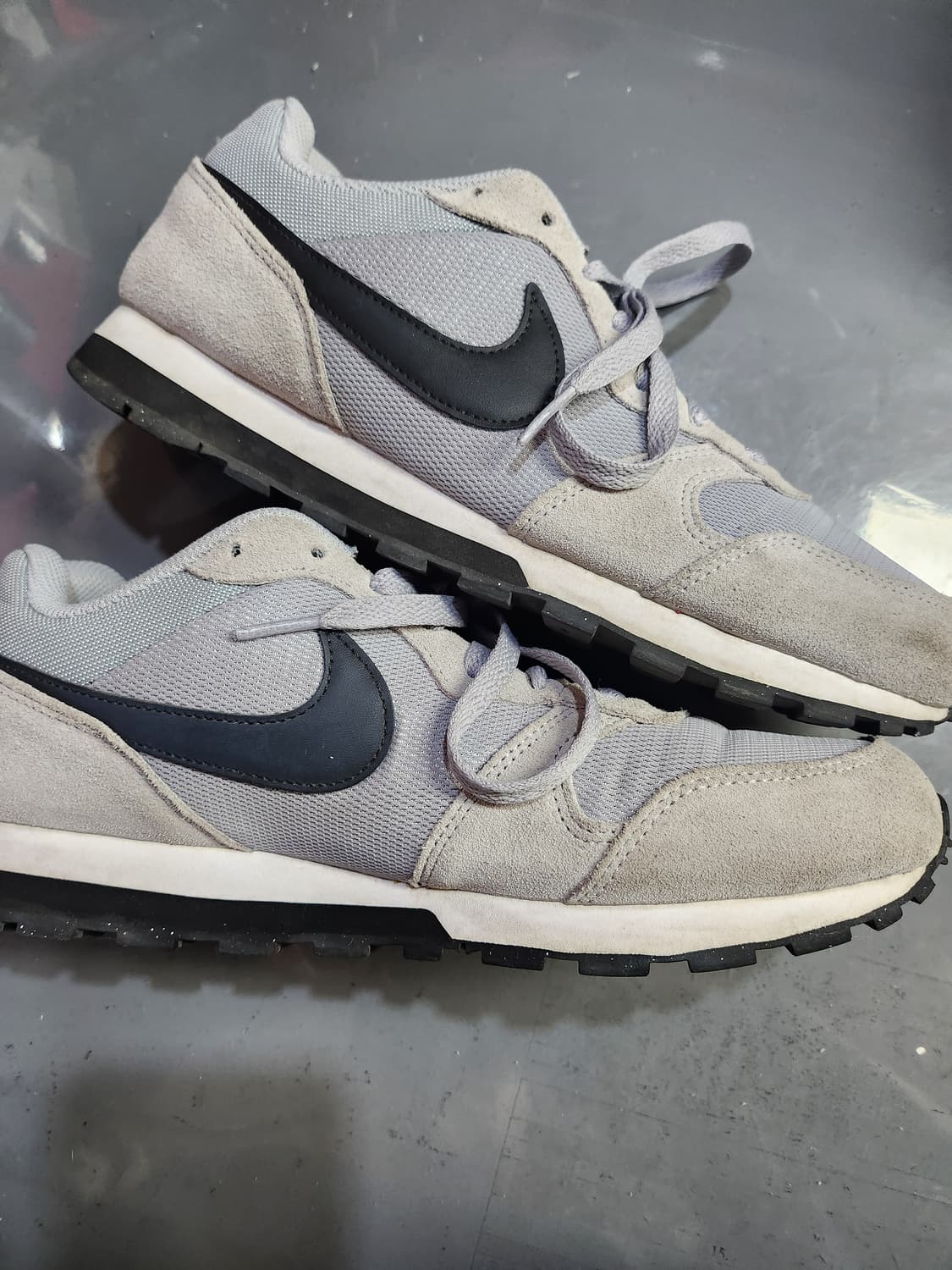 504) 나이키 NIKE MD 러너 2 회색 운동화 상품이미지3