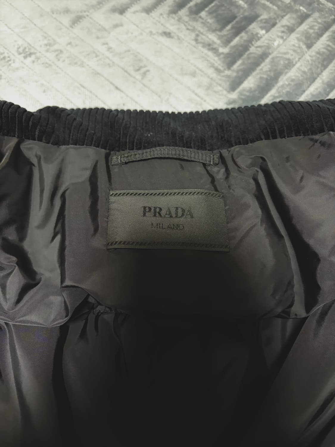 프라다 코듀로이 패딩 상품이미지6