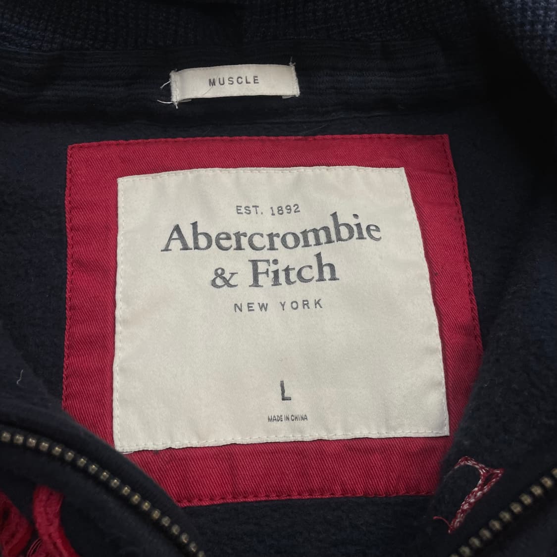 아베크롬비 스펠 로고 후드집업 네이비 상품이미지4