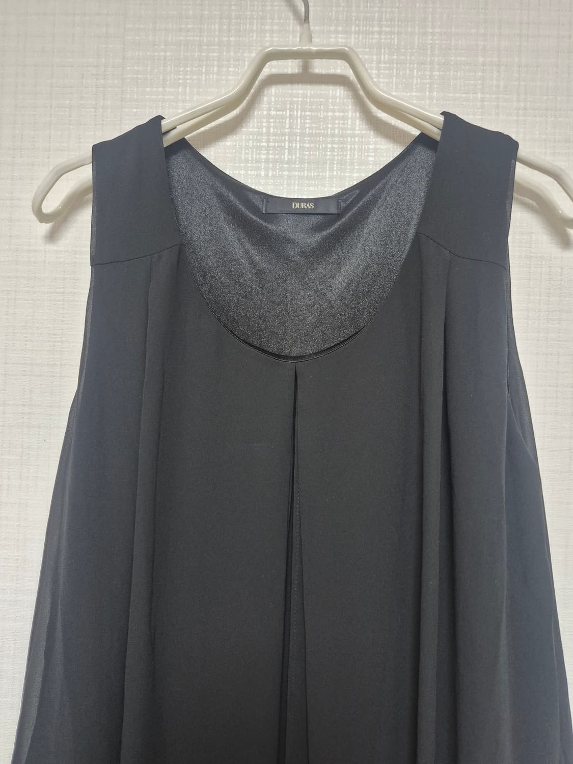 Duras 블랙쉬폰 슬리브리스 원피스 상품이미지5