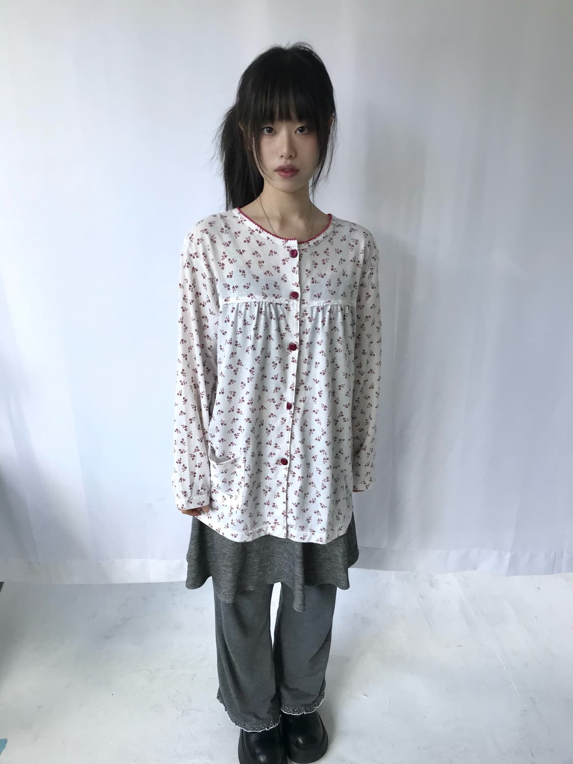 플라워 루즈 티셔츠 상품이미지1