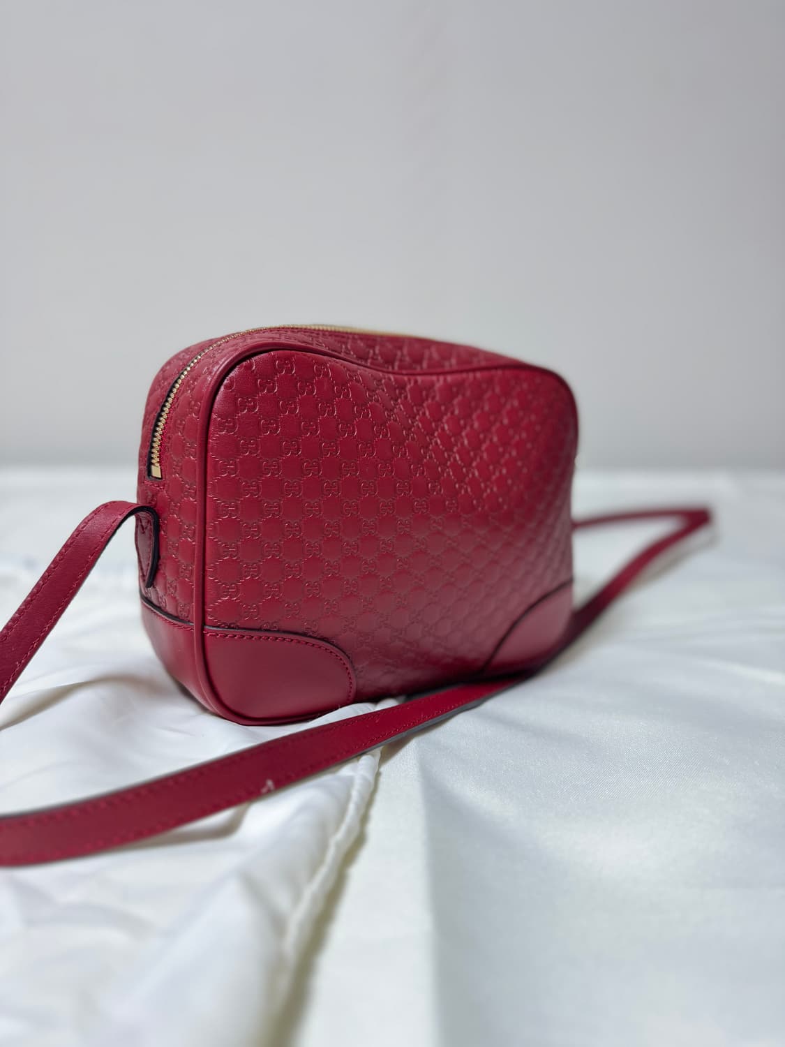 구찌 마이크로시마 디스코 크로스백 상품이미지2