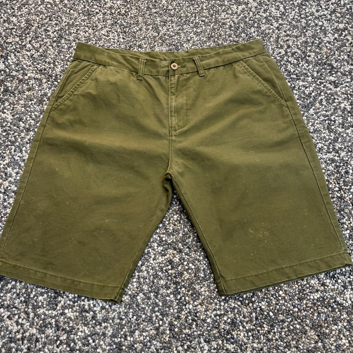 칼하트 올리브 쇼트 팬츠 (36)  상품이미지2