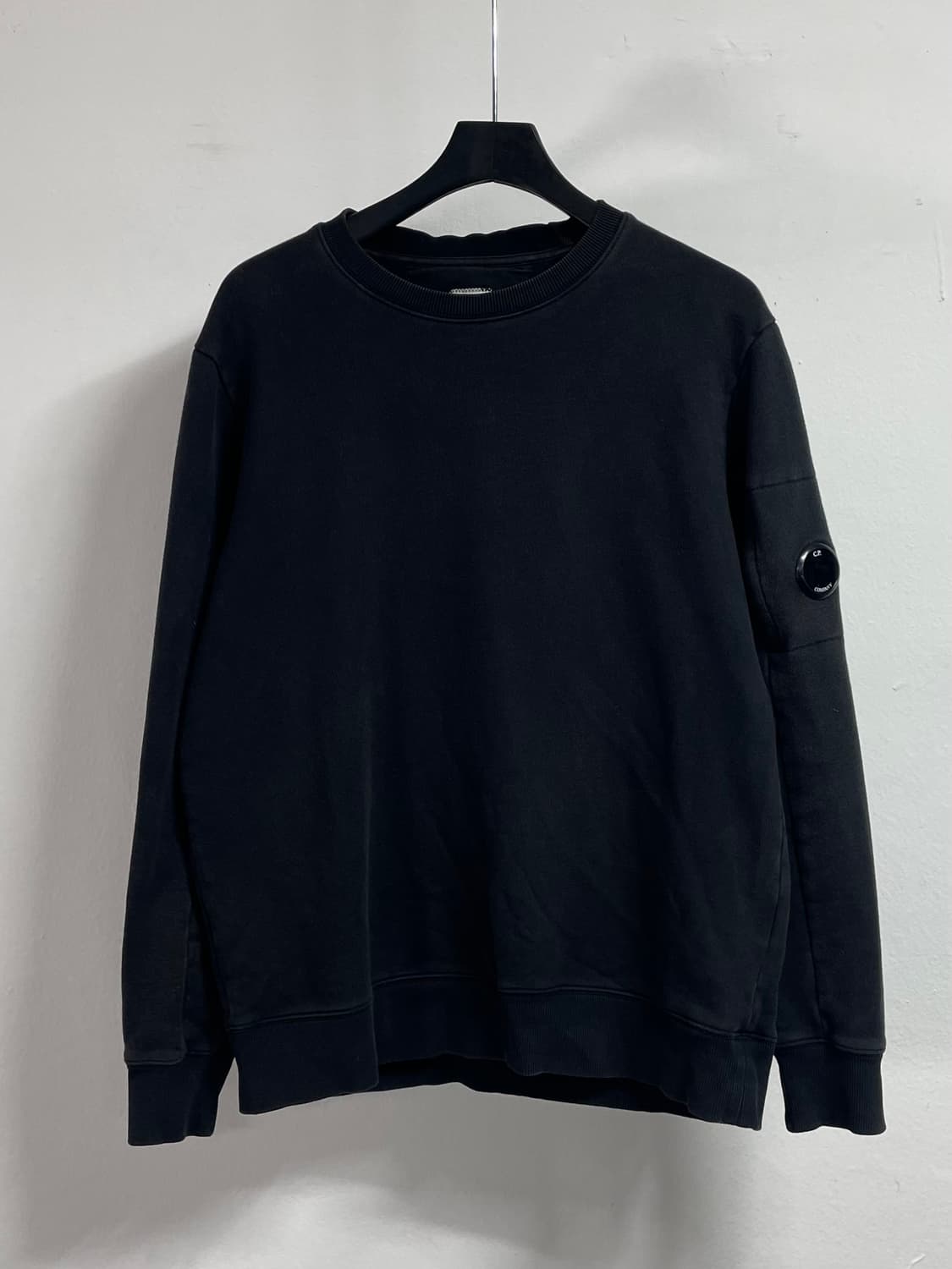 CP컴퍼니 렌즈 맨투맨 (on.420) 상품이미지1