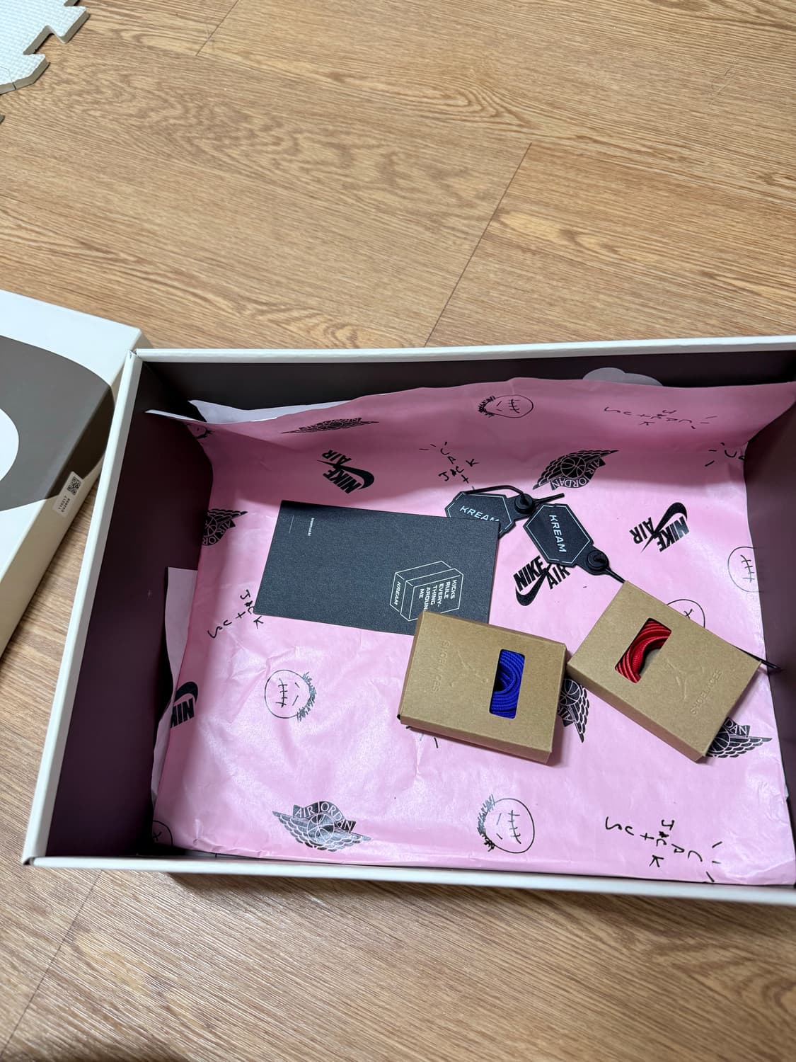 [265] (W) 조던 1 x 트래비스 스캇 레트로 로우 OG SP 카나 상품이미지7