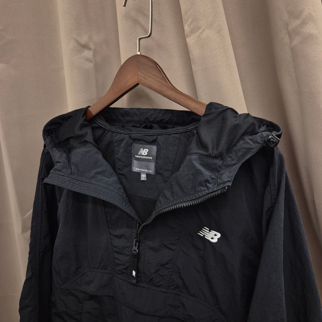뉴발란스 유니 에센셜 웜업 후드 아노락 100 상품이미지2