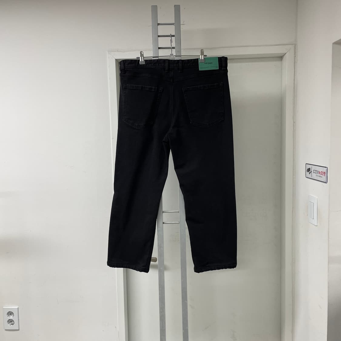 알레그리 블랙 데님 팬츠 90 상품이미지1