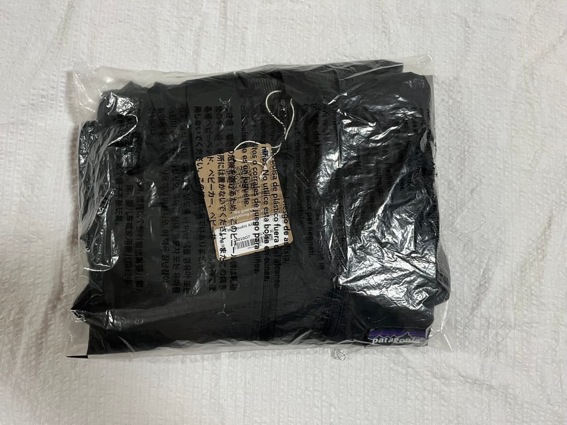 (새상품)(XL)파타고니아 후디니 에어 자켓 (블랙) 상품이미지9