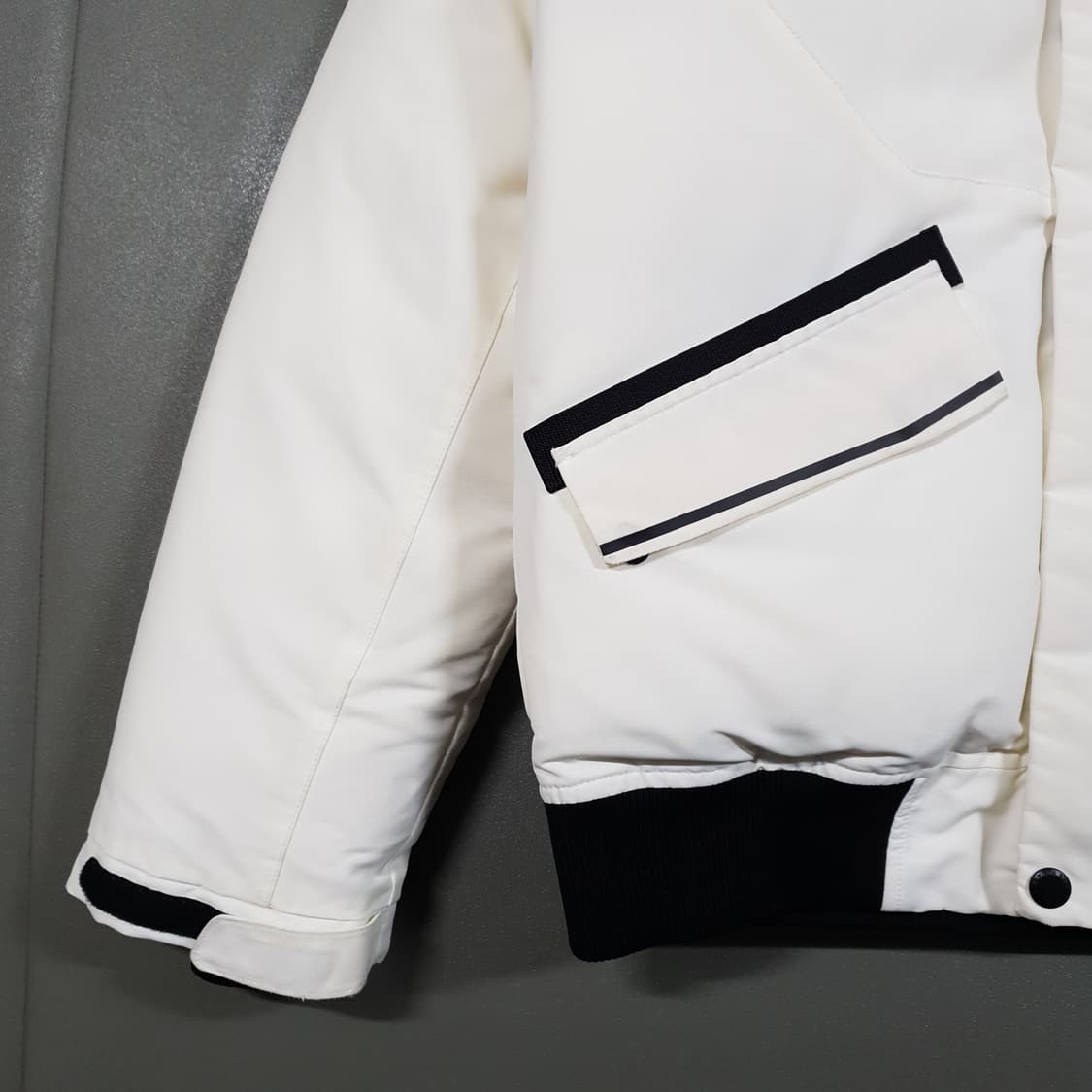 L (100) 다이나핏 샤론 헤비 퍼 후드 덕다운 패딩 점퍼 자켓 화이트 상품이미지3