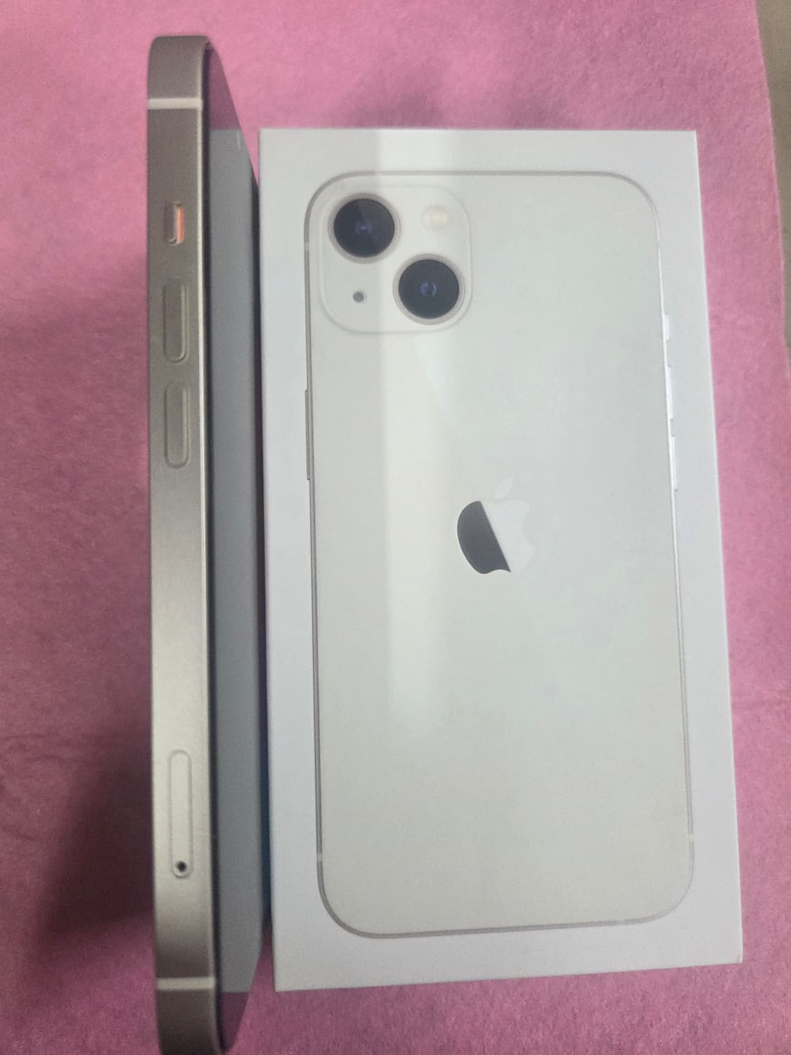 아이폰13 화이트 상품이미지7