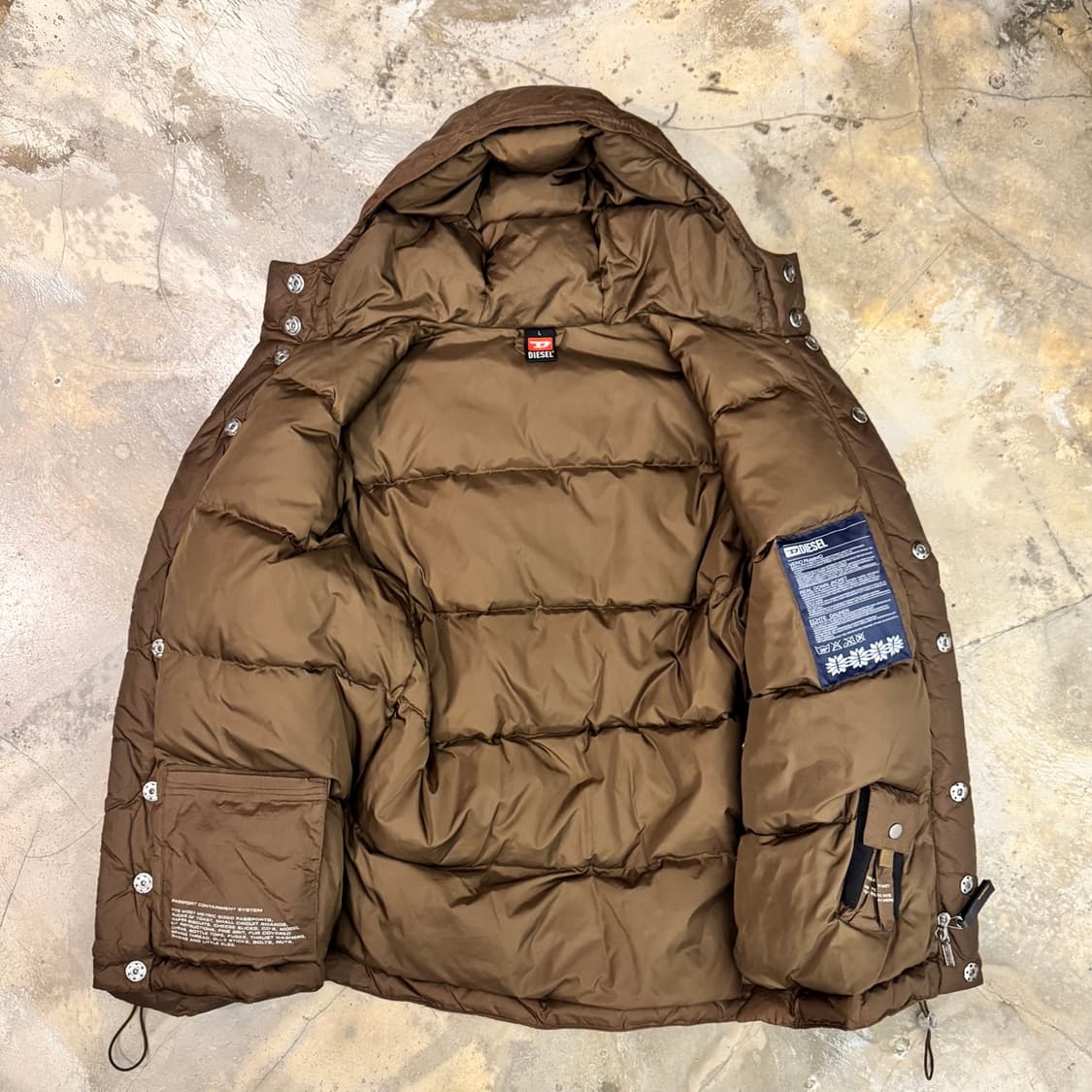 디젤 후드 패디드 다운 자켓 브라운 상품이미지3