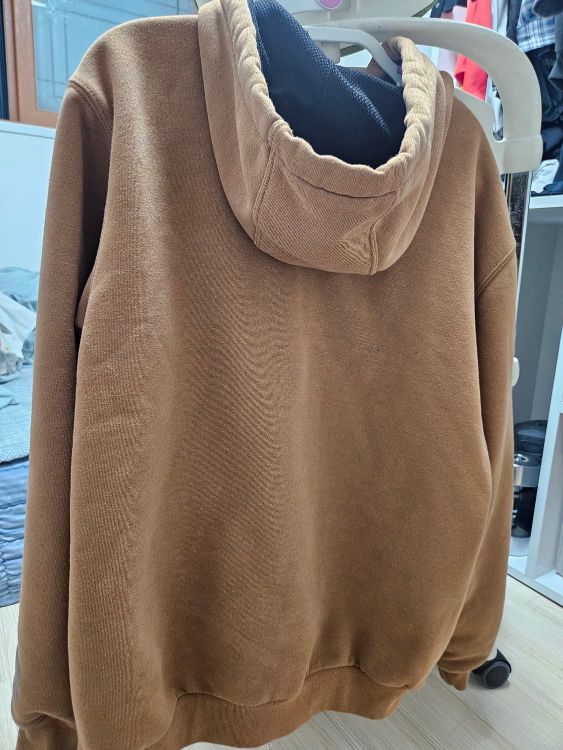 칸예 칼하트 후드집업 상품이미지2