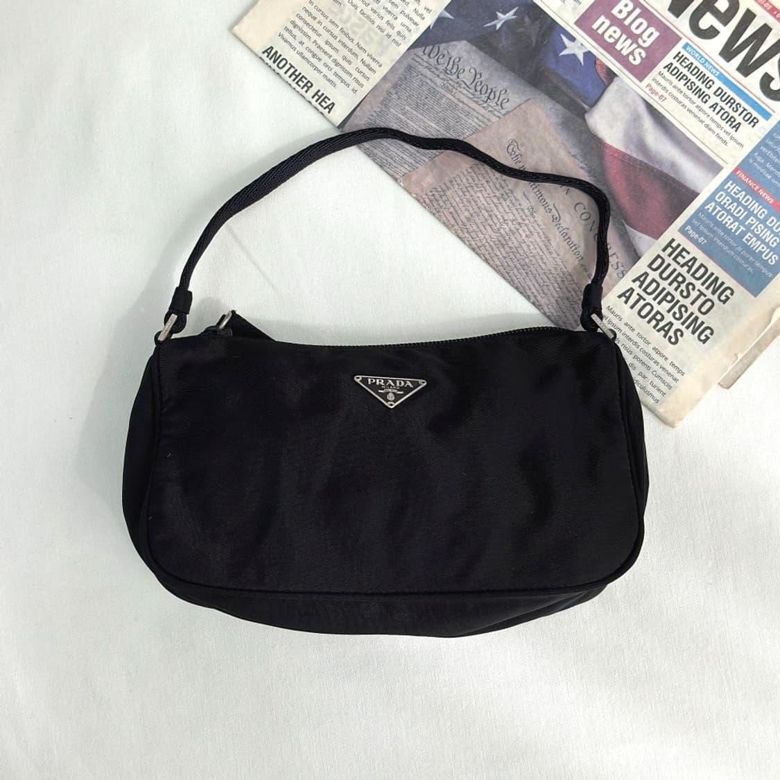 PRADA 나일론 포코노 미니백 2000 나일론 미니백 상품이미지2
