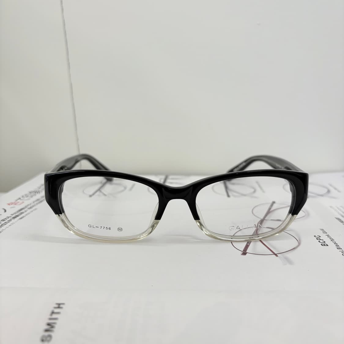 GALLAN 블랙 하프 뿔테 빈티지안경 상품이미지2