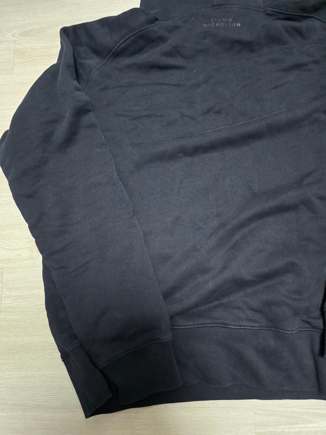  스튜디오니콜슨 후드 네이비
- XL 사이즈 상품이미지10