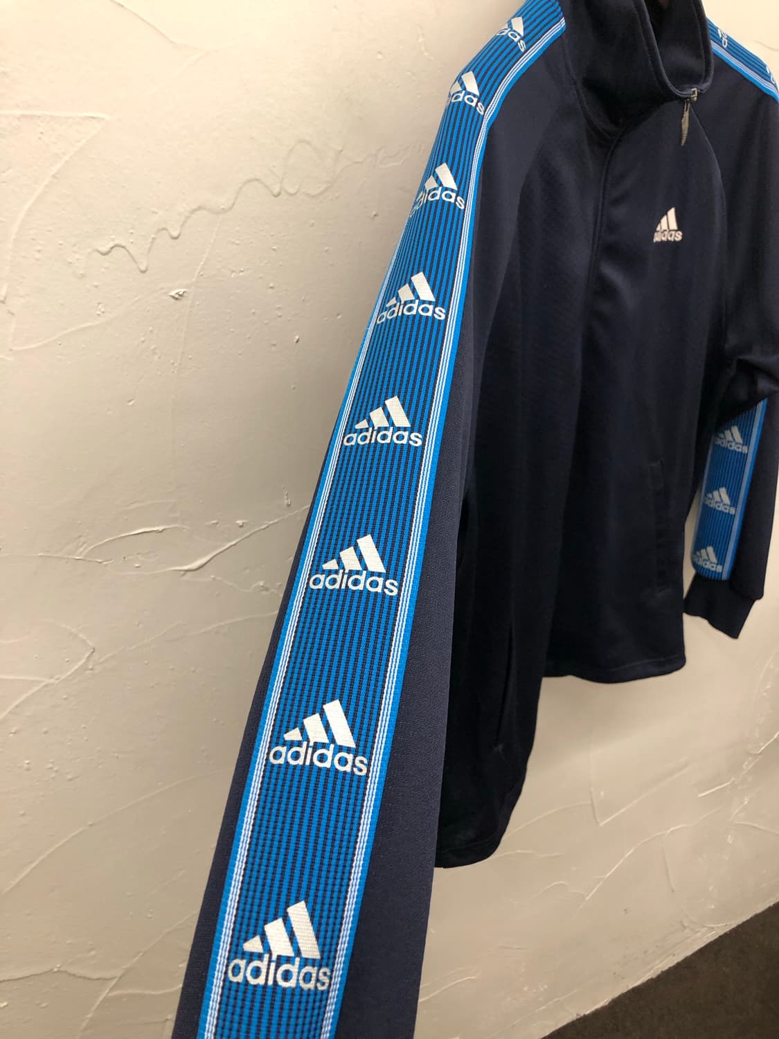 00s 일본 아디다스 트랙 집업 상품이미지4