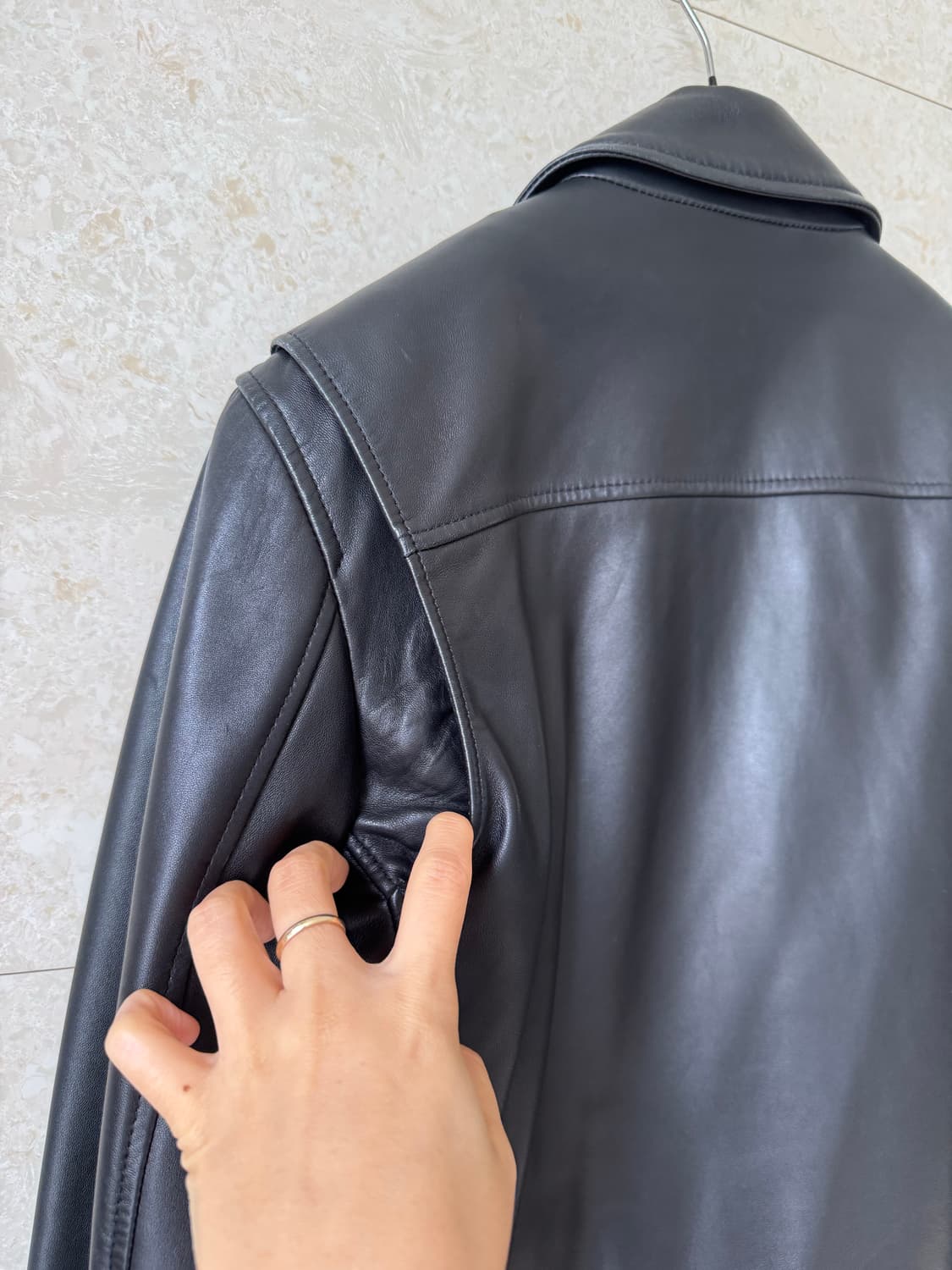 띠어리 가죽자켓 상품이미지7