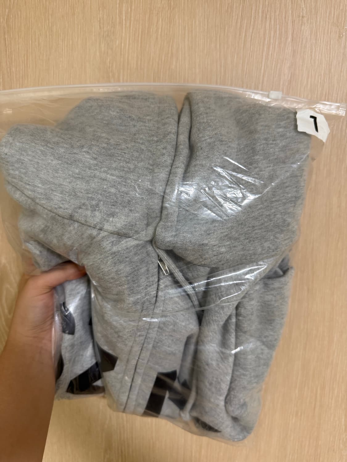 Yeezy HD-10 현장머천 한국 한정 후드 (1) 상품이미지3