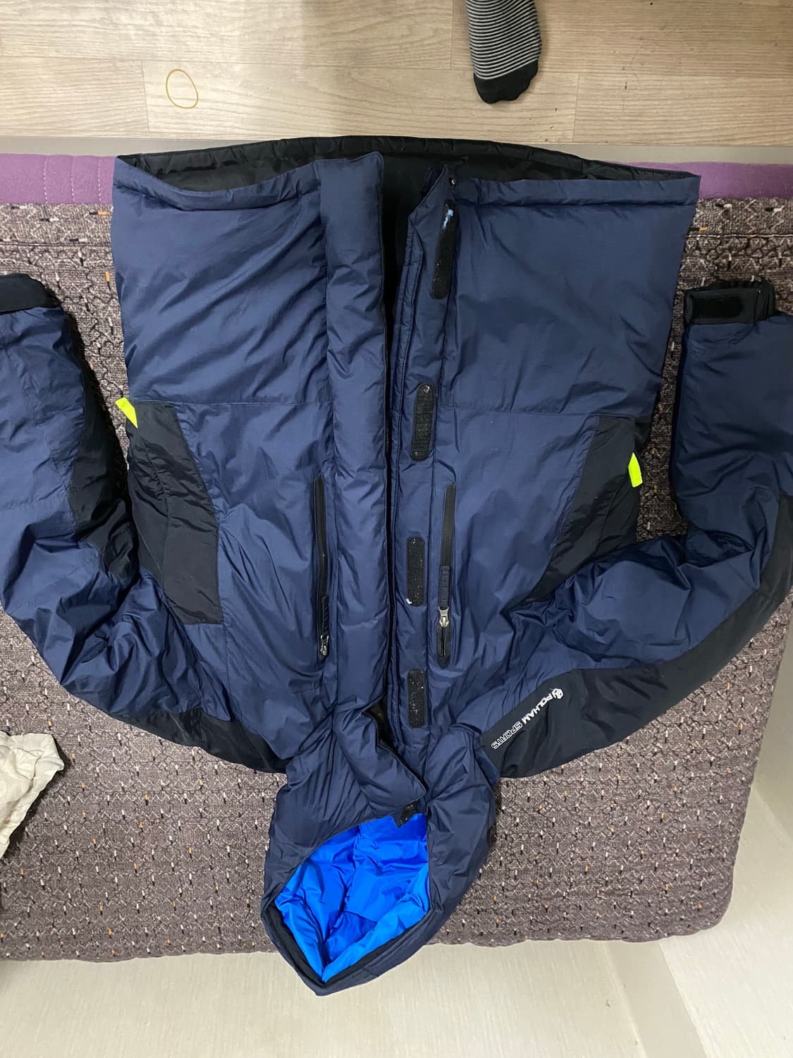 폴햄 스포츠 네이비 패딩 점퍼 상품이미지3