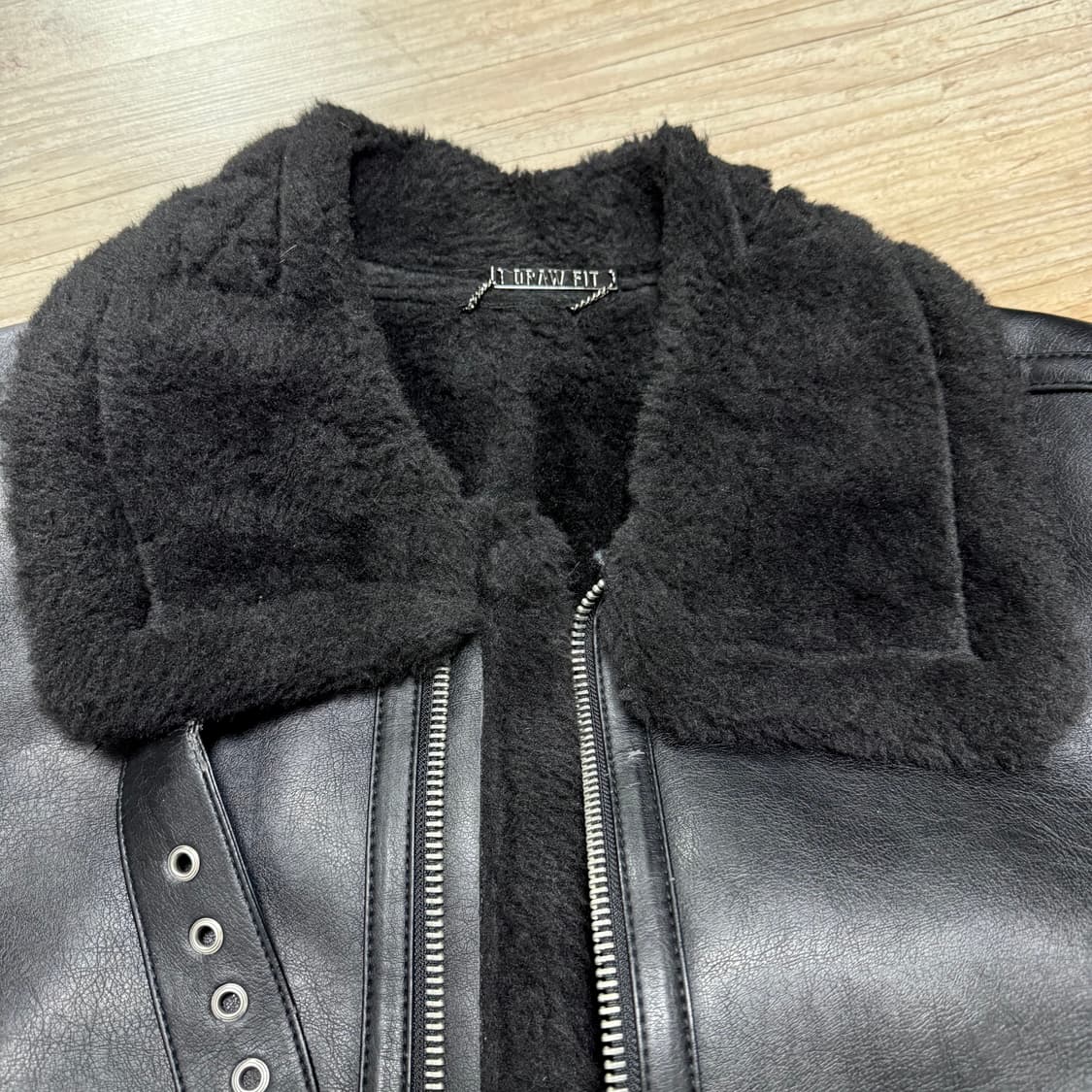 드로우핏 무스탕 자켓 블랙 상품이미지2