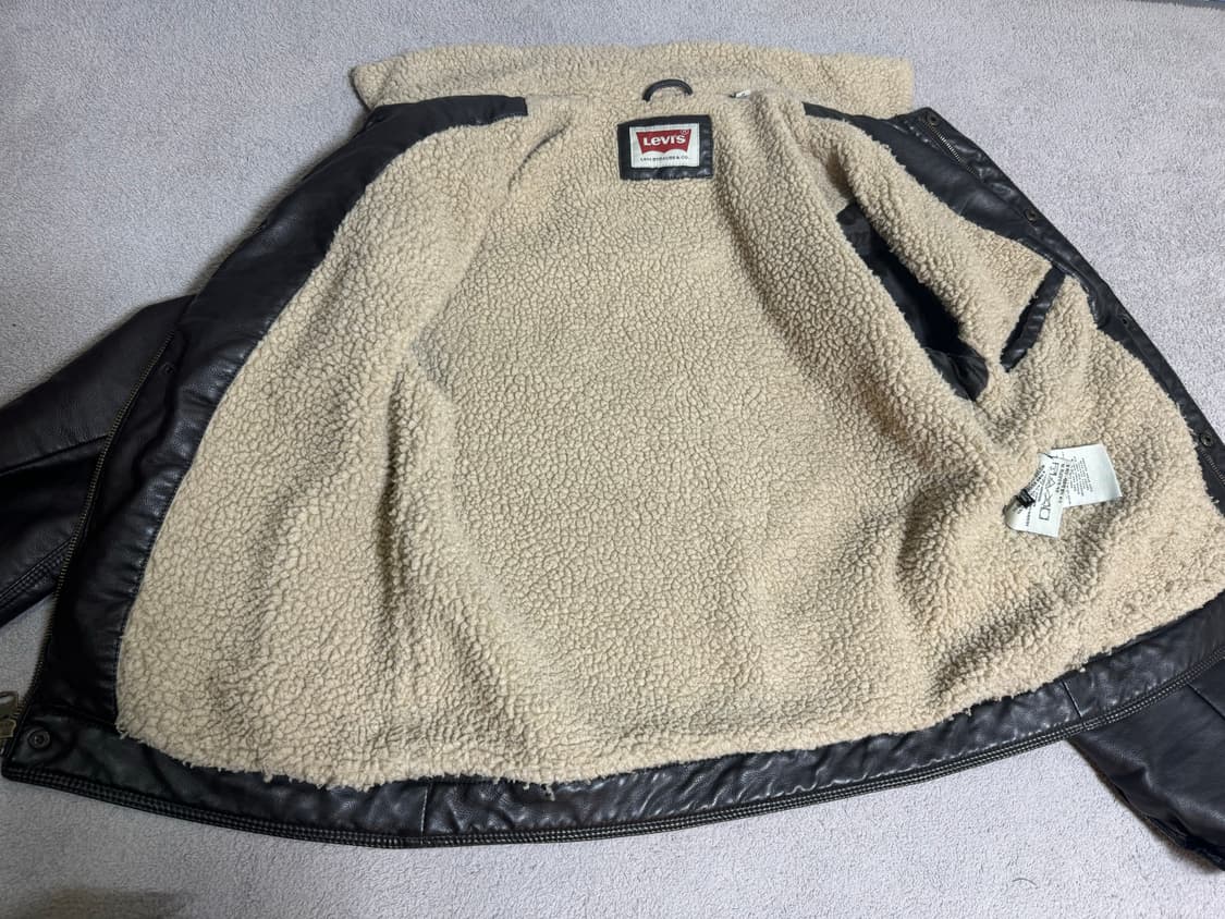 Levi’s 리바이스 비건레더 가죽 쉐르파 자켓  상품이미지5