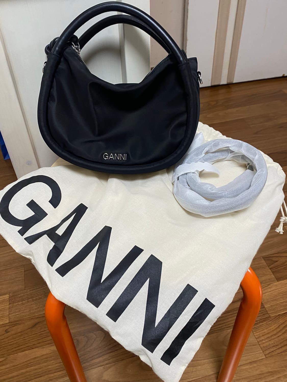 가니 ganni knot mini bag 가니 백 새상품 상품이미지1