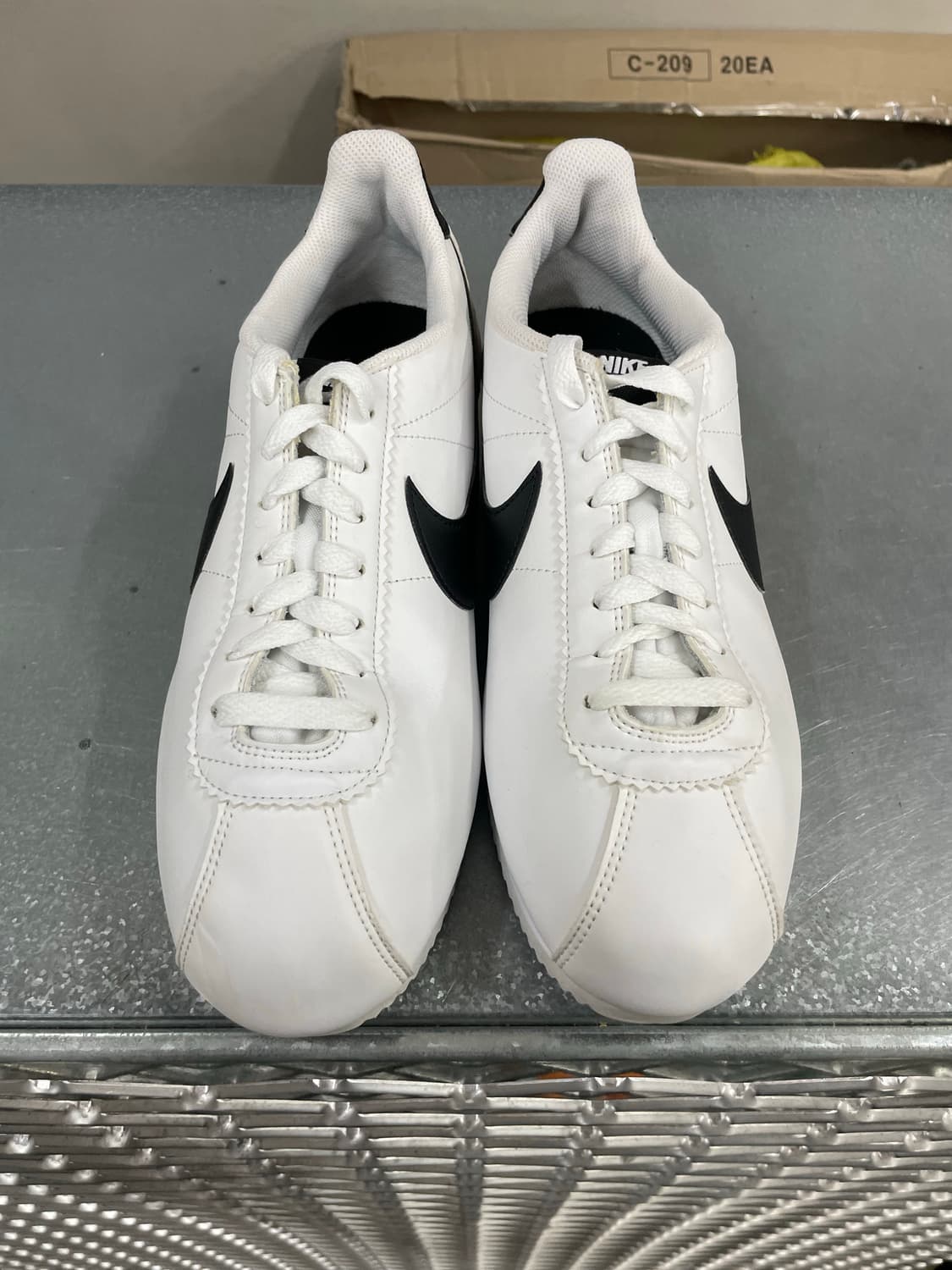 나이키 클래식 코르테즈 화이트 블랙 280 상품이미지5