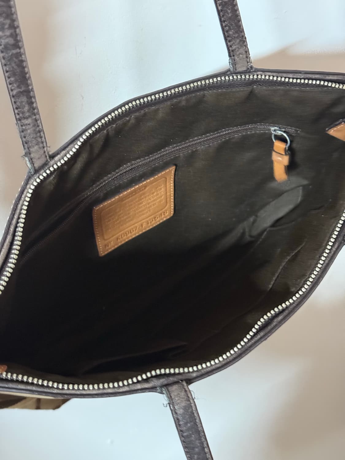 코치 시그니처 자카드 y2k 숄더 토트백 브라운 베이지 상품이미지6