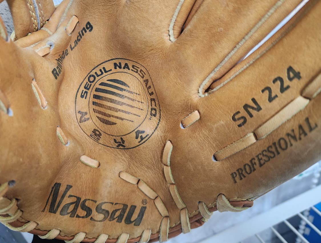 서울낫소 Nassau SN224 빈티지 희귀템 내야수 야구글러브 YB46 상품이미지6