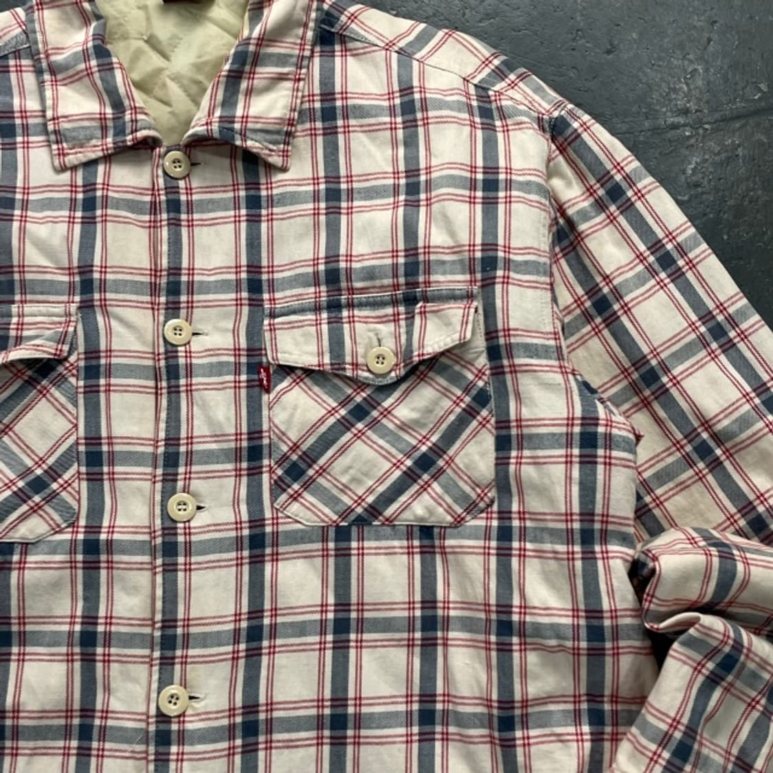 105 리바이스 레드탭 누빔 폴란넬 셔츠  상품이미지2