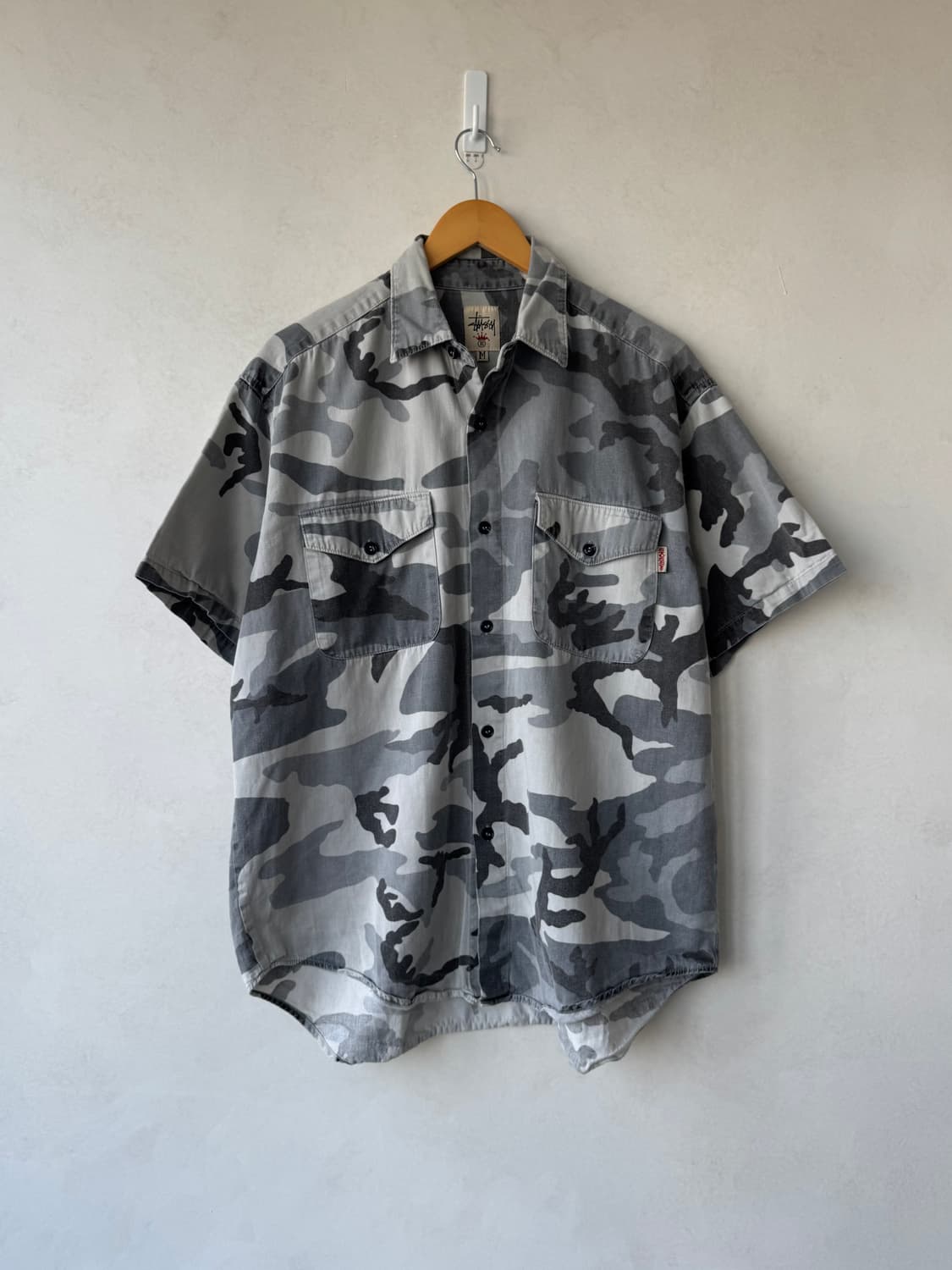 90s 스투시 카모 하프셔츠 상품이미지1