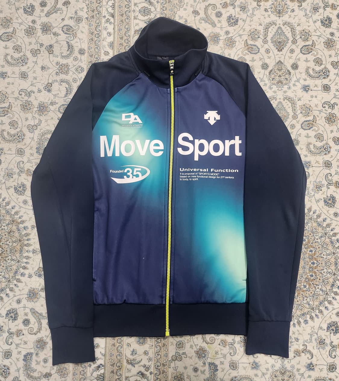 데상트 무브 스포츠 트랙 자켓 M (55반까지) 상품이미지1
