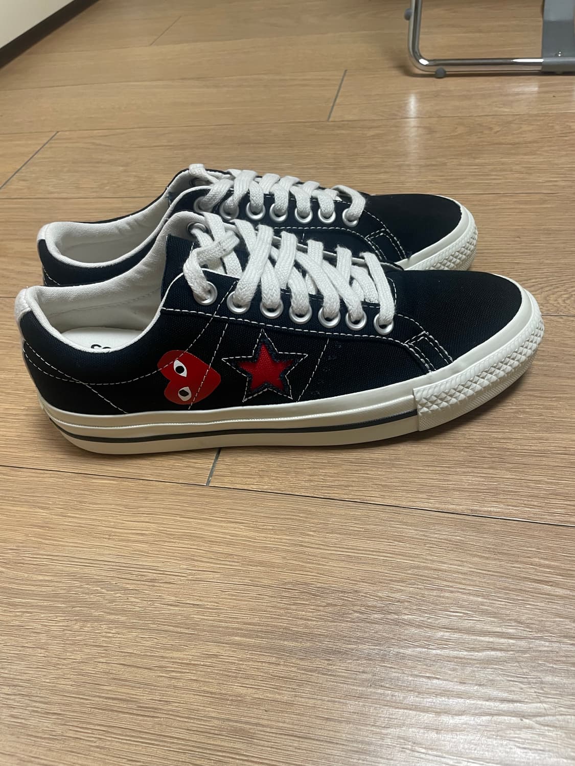 꼼데운동화 260사이즈  상품이미지1