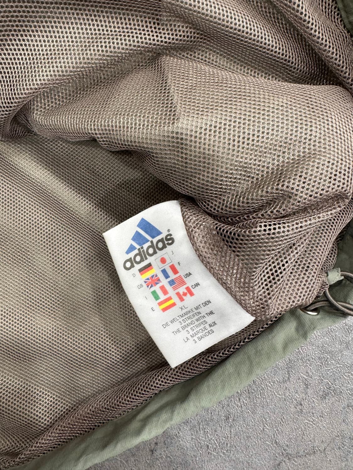 아디다스 반집업 바람막이 L 상품이미지9