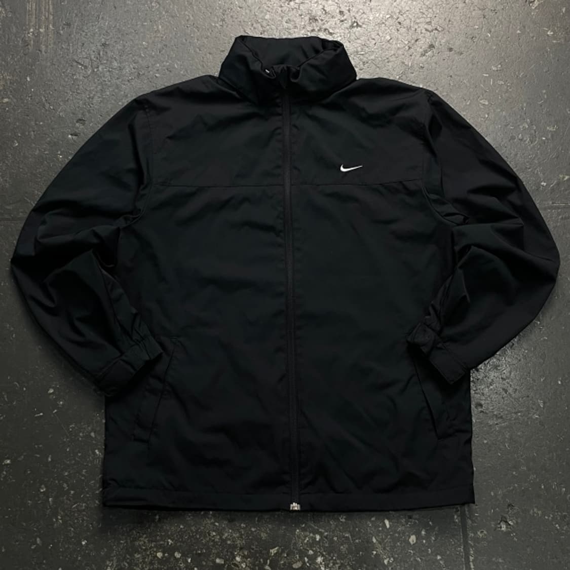 100 나이키 스우시 바람막이 상품이미지1