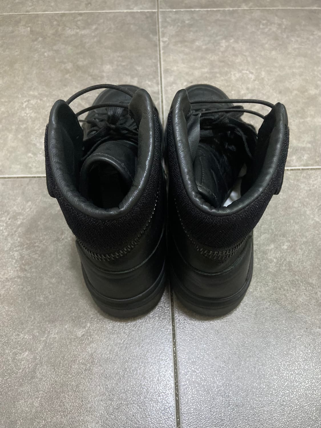 Y-3 아디다스 사선 지퍼 포럼 하이 탑 트리플 블랙 상품이미지5