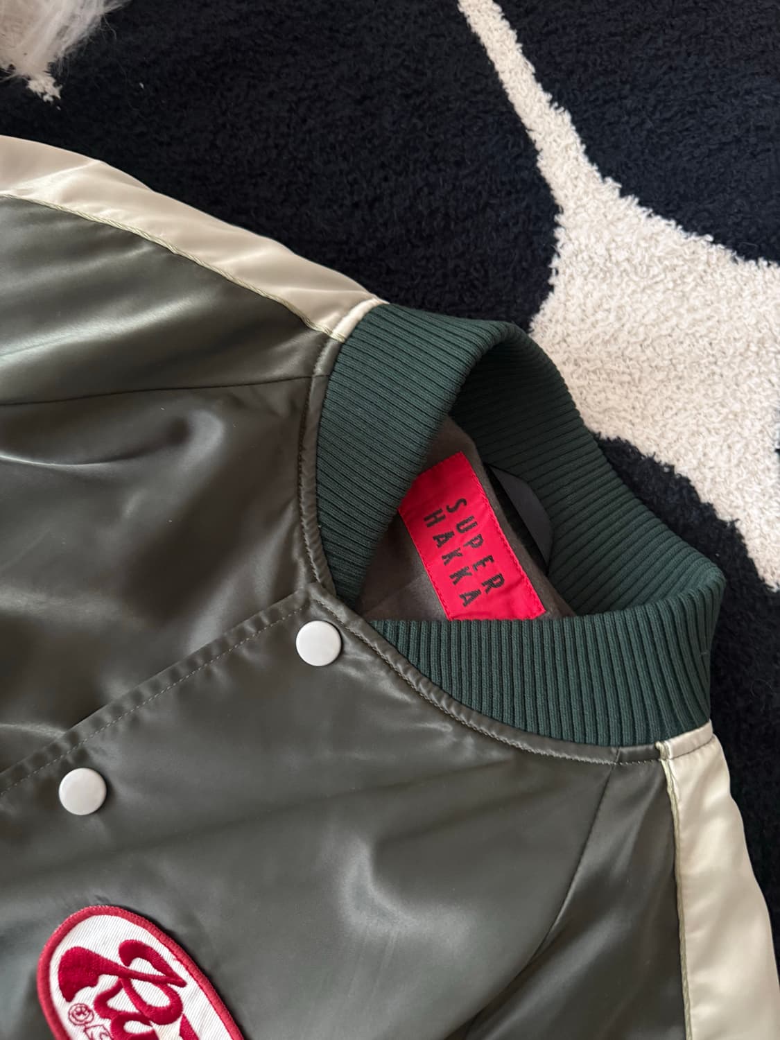 슈퍼학카 바시티 재킷 올리브색상 상품이미지2