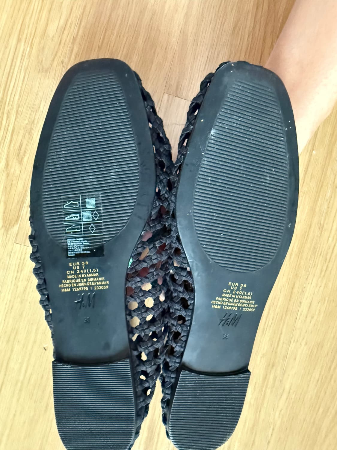 h&m 블랙 매쉬 플랫 슈즈 38 상품이미지4