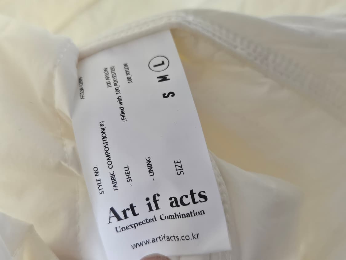 아트이프액츠 화이트 패딩 점퍼 L 사이즈 상품이미지4
