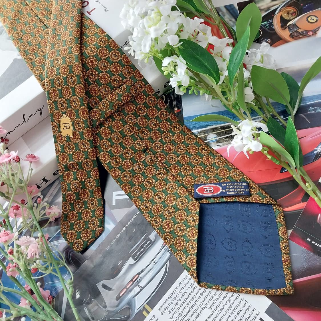 부가티 실크 그린 메달리온 패턴 넥타이 10cm A+등급 K1651
 상품이미지6