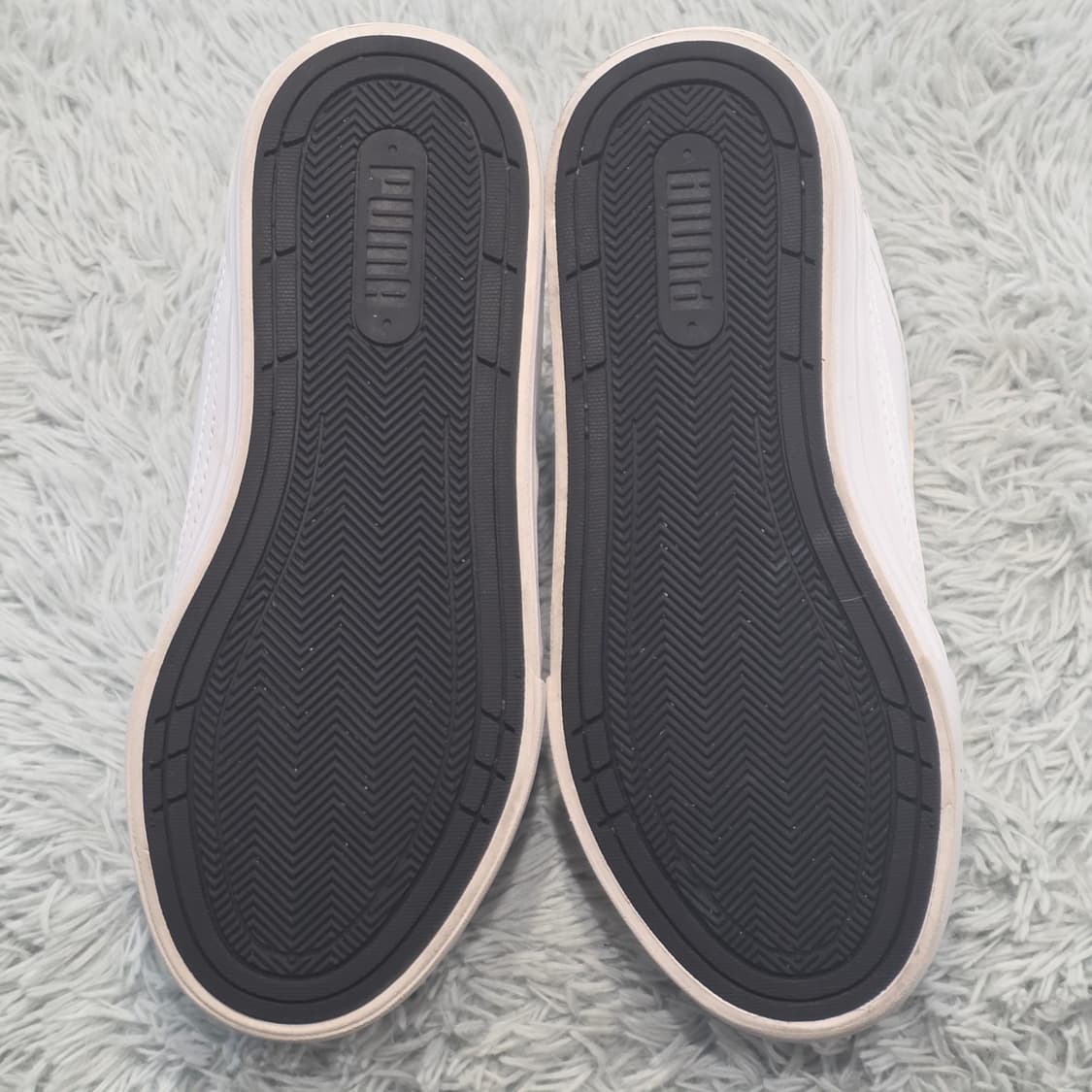 6q-30:푸마 스매쉬 플랫폼 스니커즈 화이트-블랙 (22.5cm) 상품이미지9