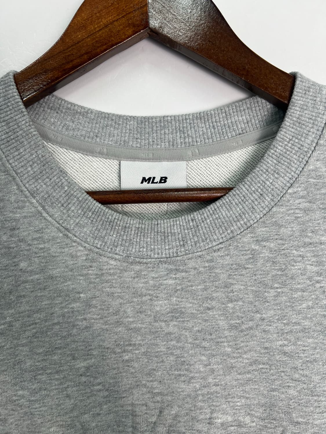 MLB 그레이 맨투맨 상품이미지2