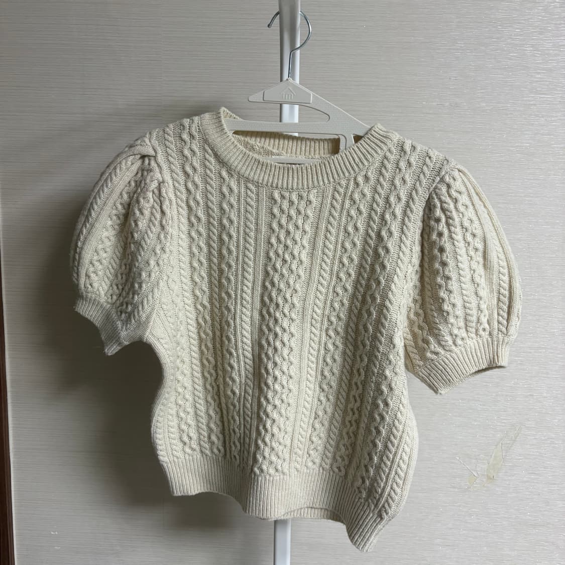SEESTAR & hi high puff-sleeve cable knit 상품이미지1